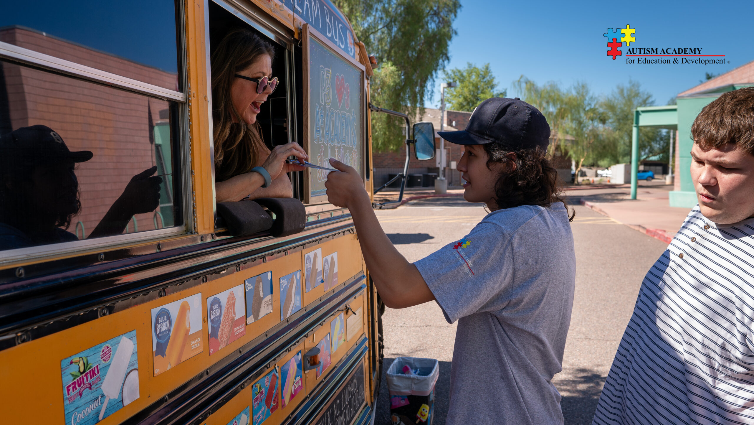 Student orders ice ceram